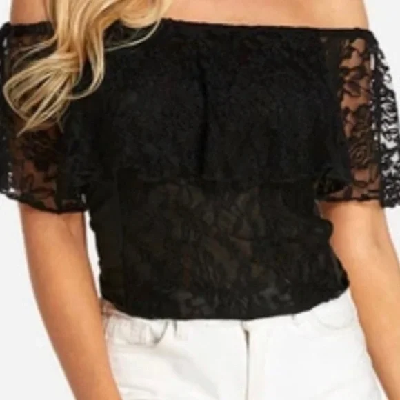 🎉HP🎉 Hollister Black Lace Off-The-Shoulder Top NWT - Picture 2 of 9